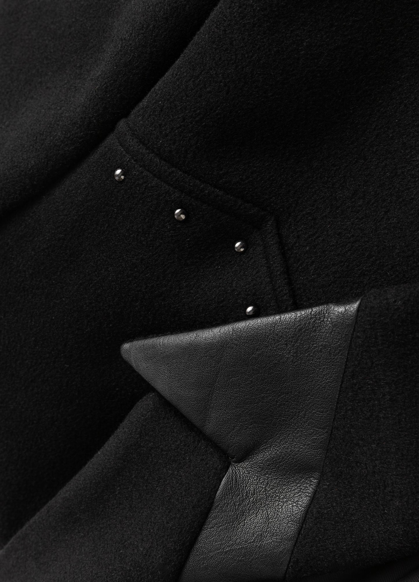 24AW "VAMPIRE" Double-Sided Rivet Coat