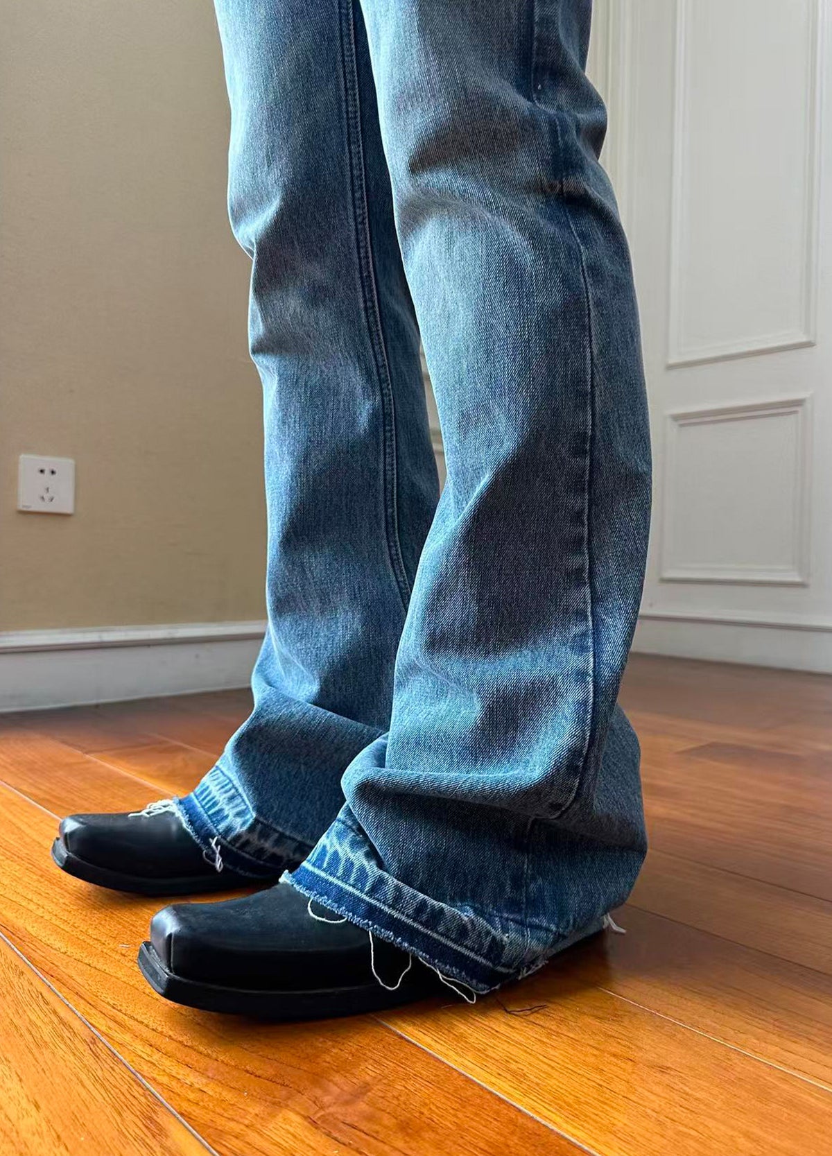 DP GOOD DAYS CIGARETTEFLARE DENIM