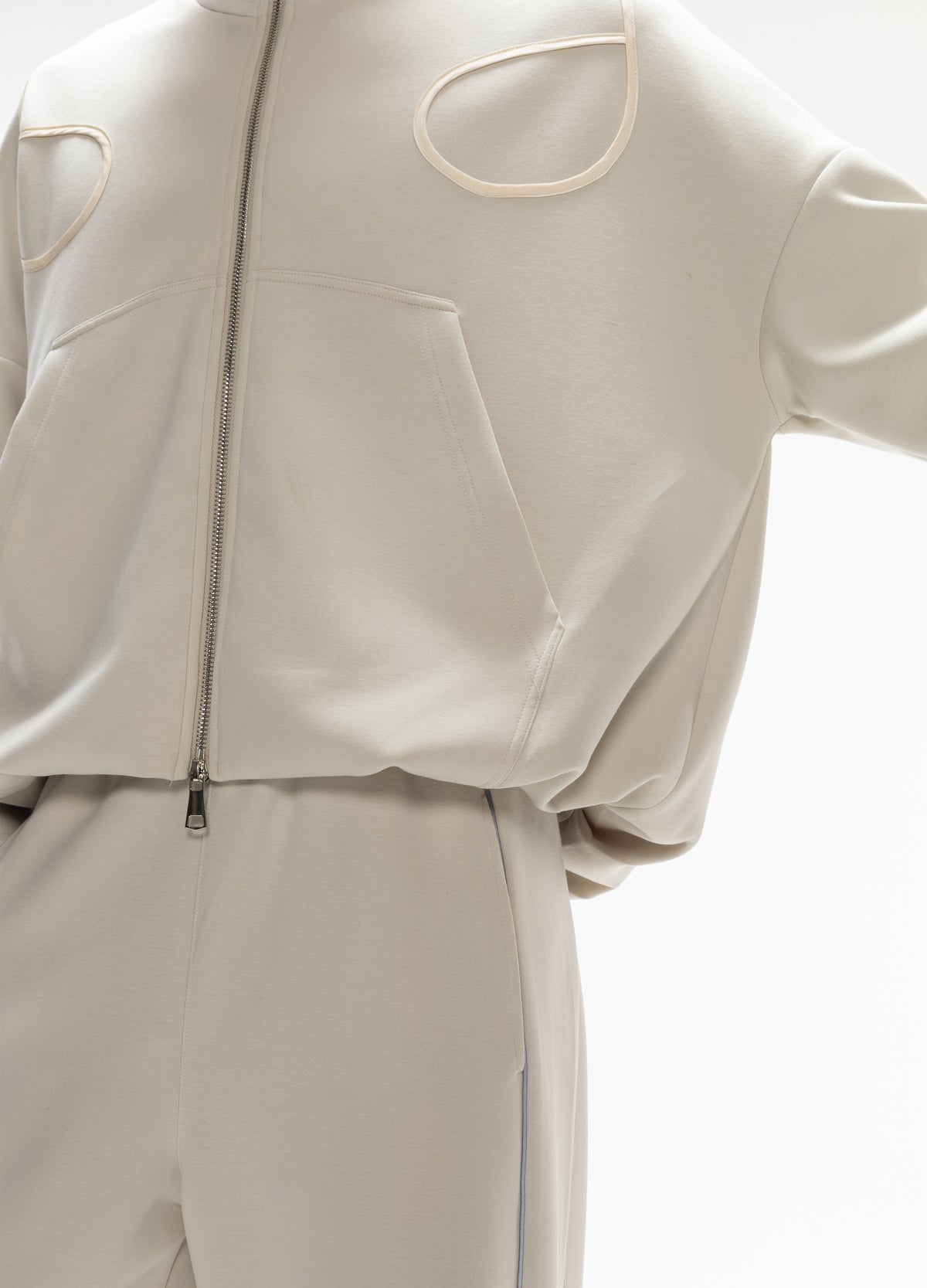 DP PLEATED CROPPED ZIP HOODIE