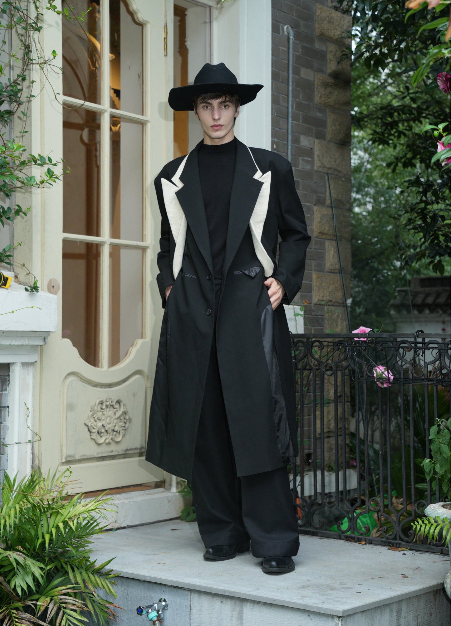 NIGHT CROWN DOUBLE-LAYER COAT