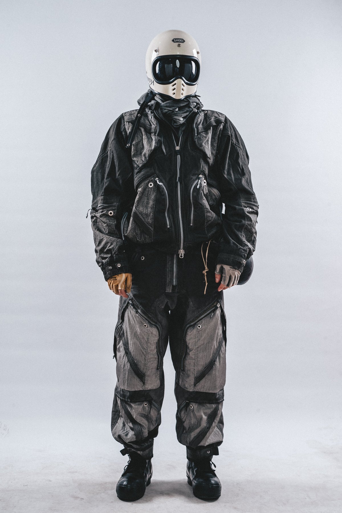 DRKLEI EIGHT-POCKET WASTELAND BOMBER
