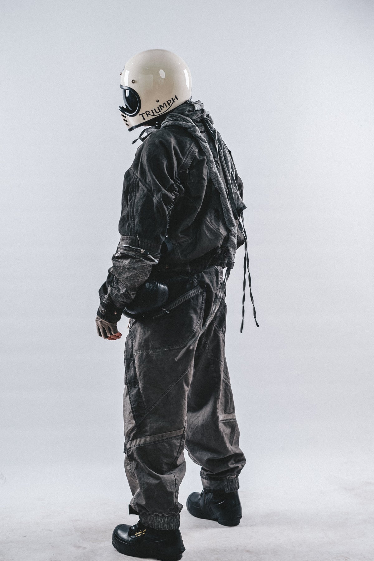 DRKLEI EIGHT-POCKET WASTELAND BOMBER