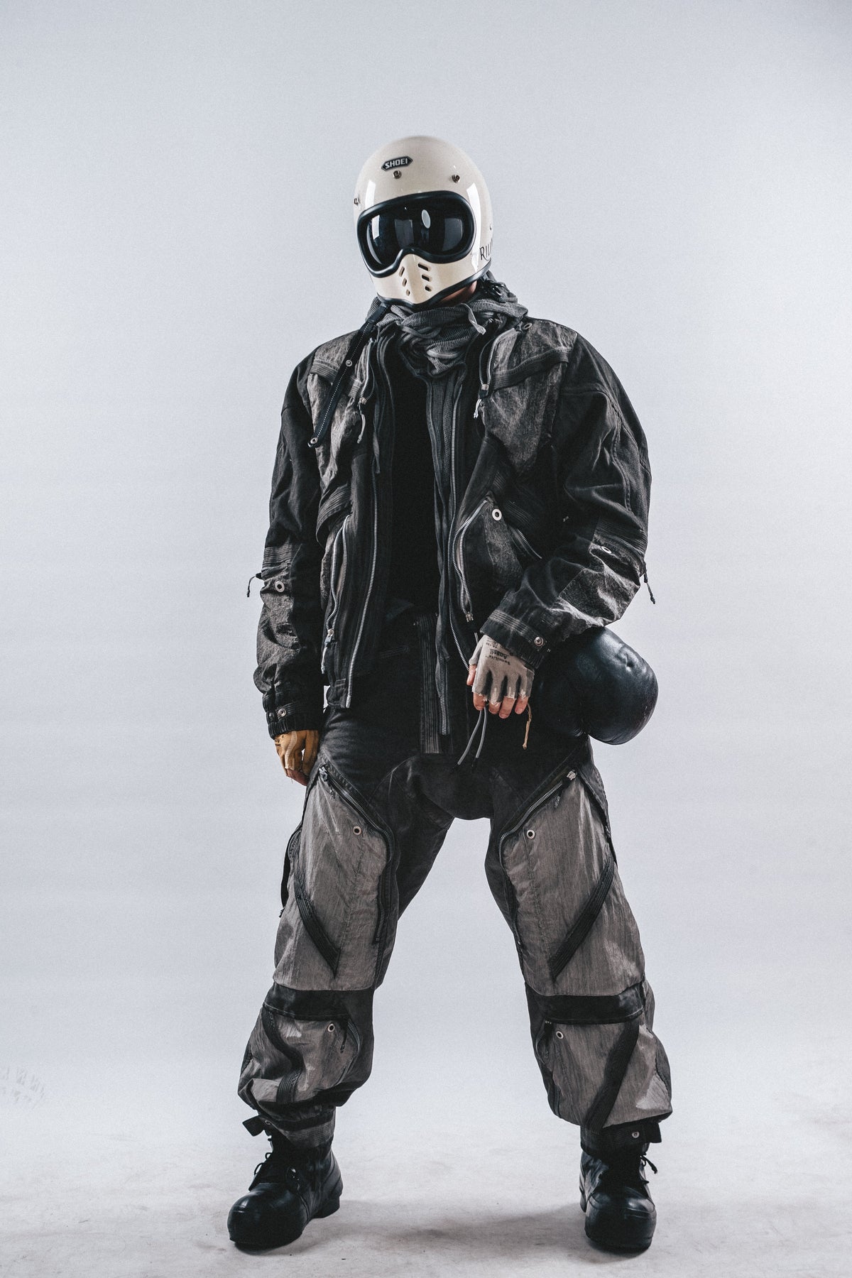 DRKLEI EIGHT-POCKET WASTELAND BOMBER